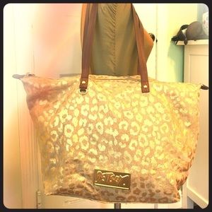 Betsy Johnson Large Tote-Gold Leopard Print